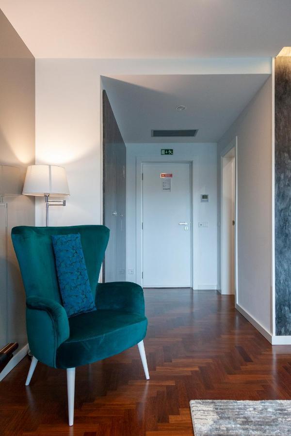 Twin Room,976598746:JPEG