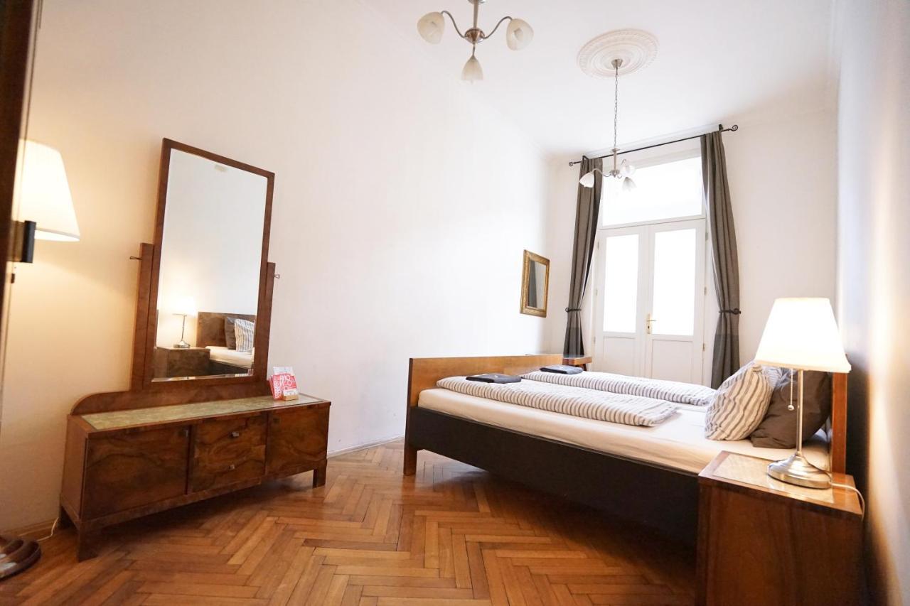 Double Room with Shared Bathroom