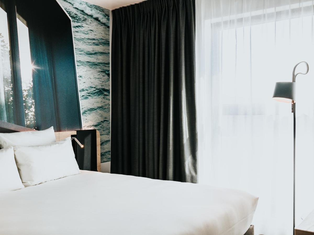 Classic Double Room,982376068:JPEG
