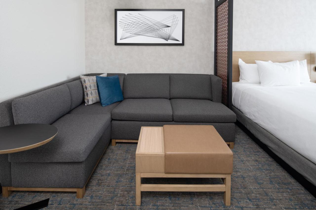 King Room with Sofa Bed