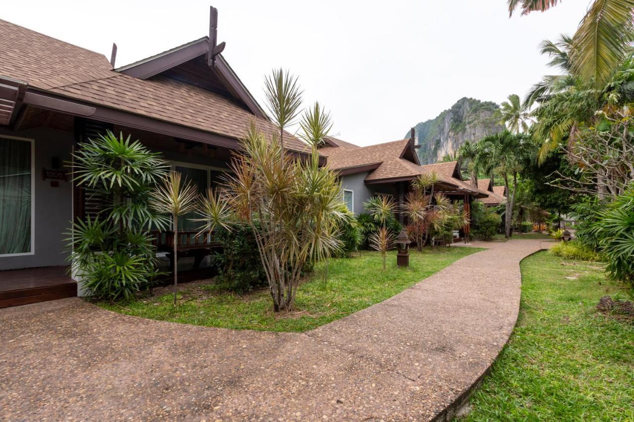 Casa Rústica Deluxe com Vista Jardim