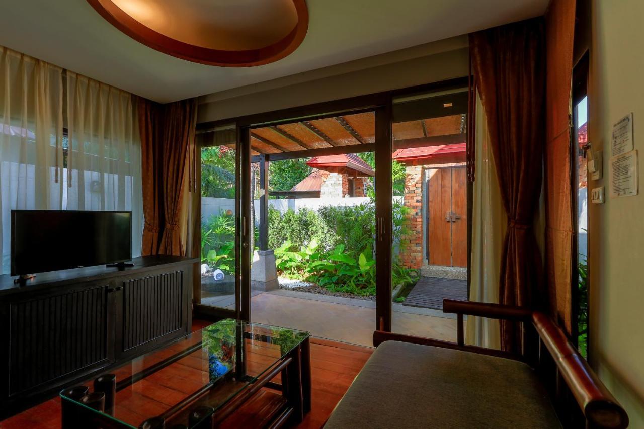 Casa Rústica com 1 Quarto e Banheira de Hidromassagem