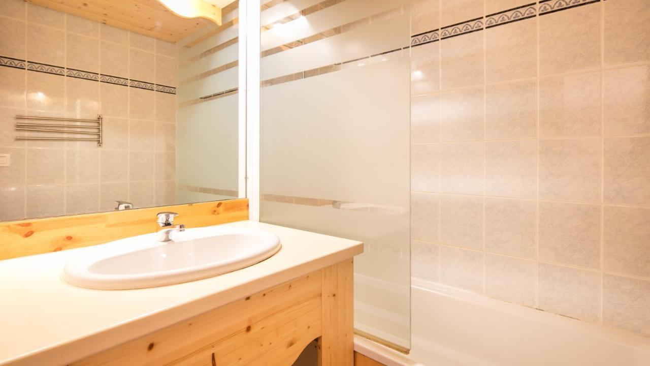 1 Bedroom Apartment with sleeping area for 8 persons