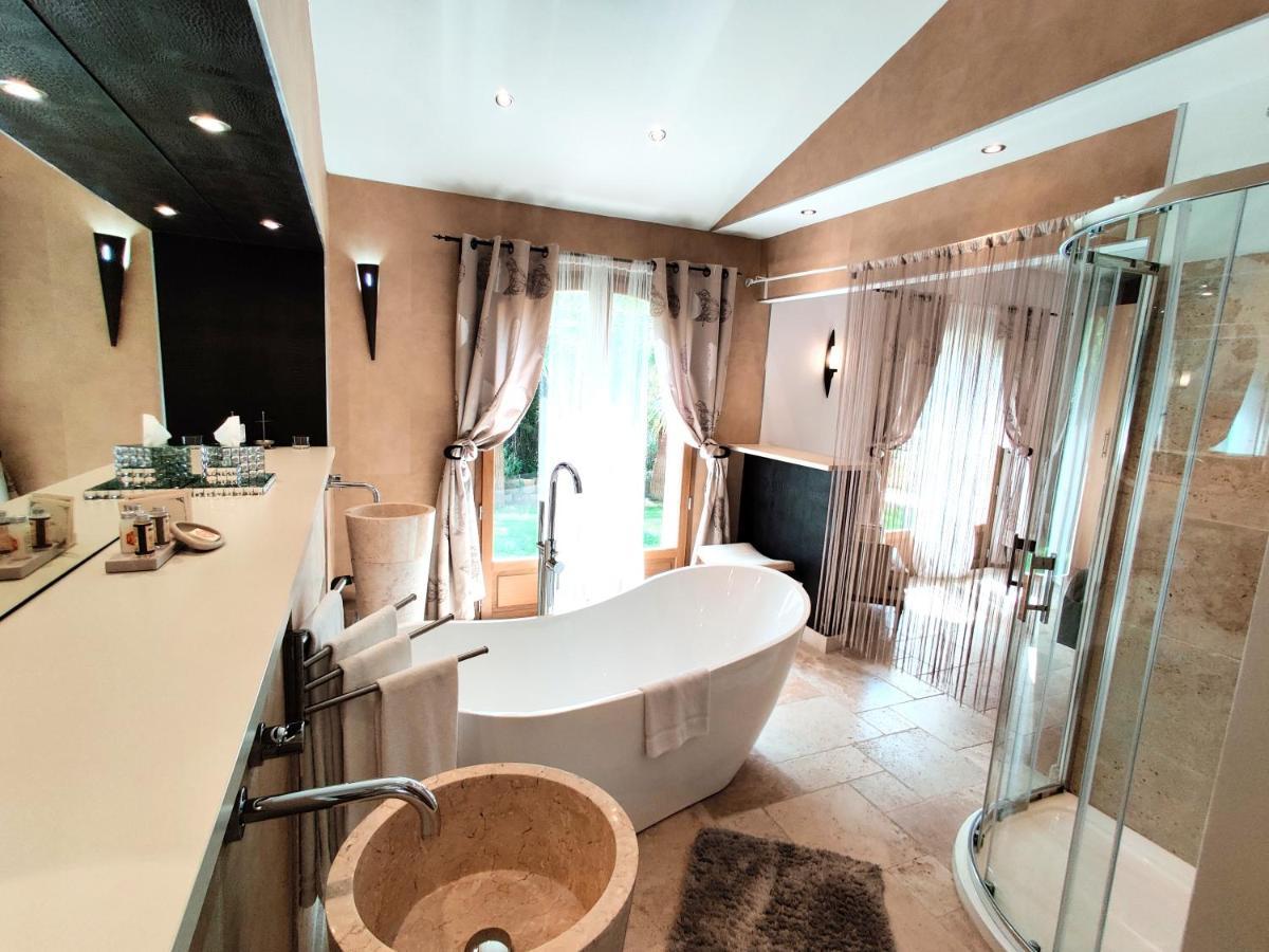 Deluxe Suite,989890297:JPEG