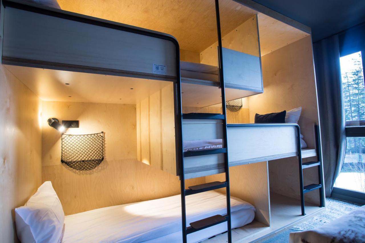 Quarto Económico para 4