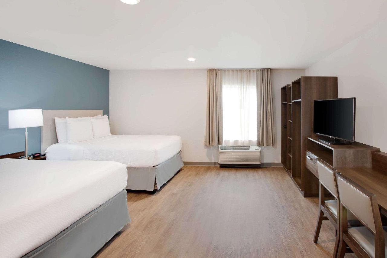 Standard Queen Room Two Queen Beds Non-Smoking