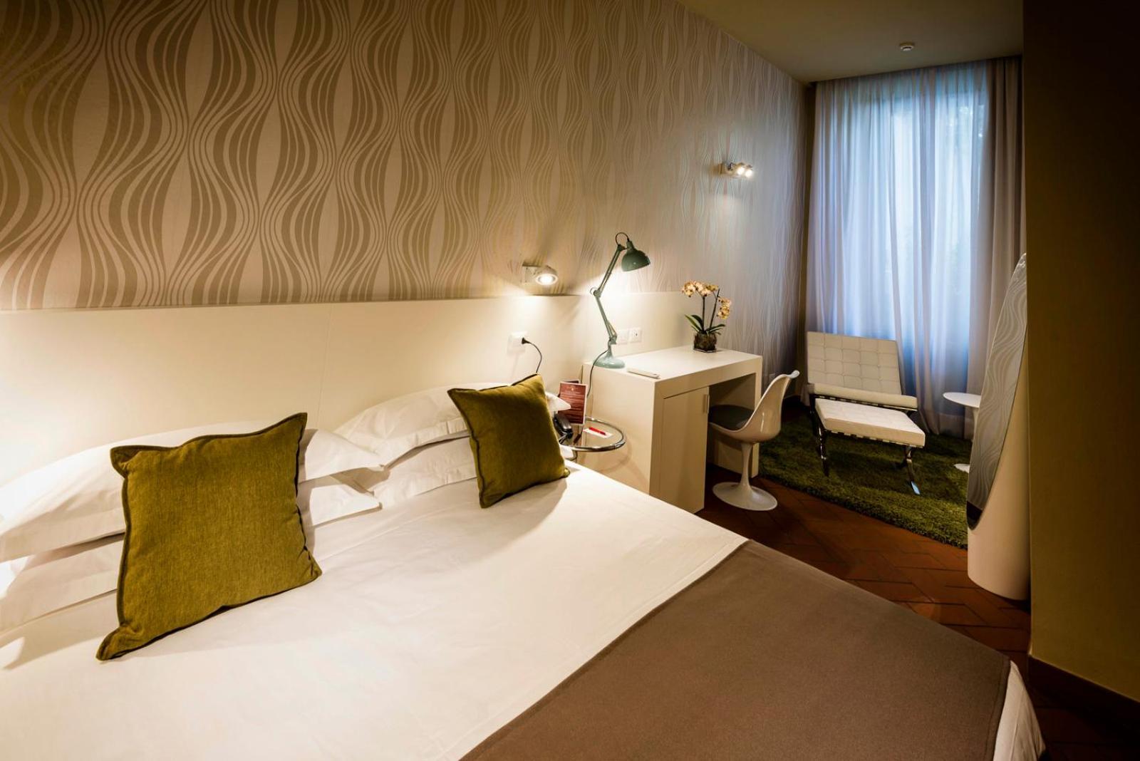 Deluxe Junior Suite One-time SPA access,996100666:JPEG