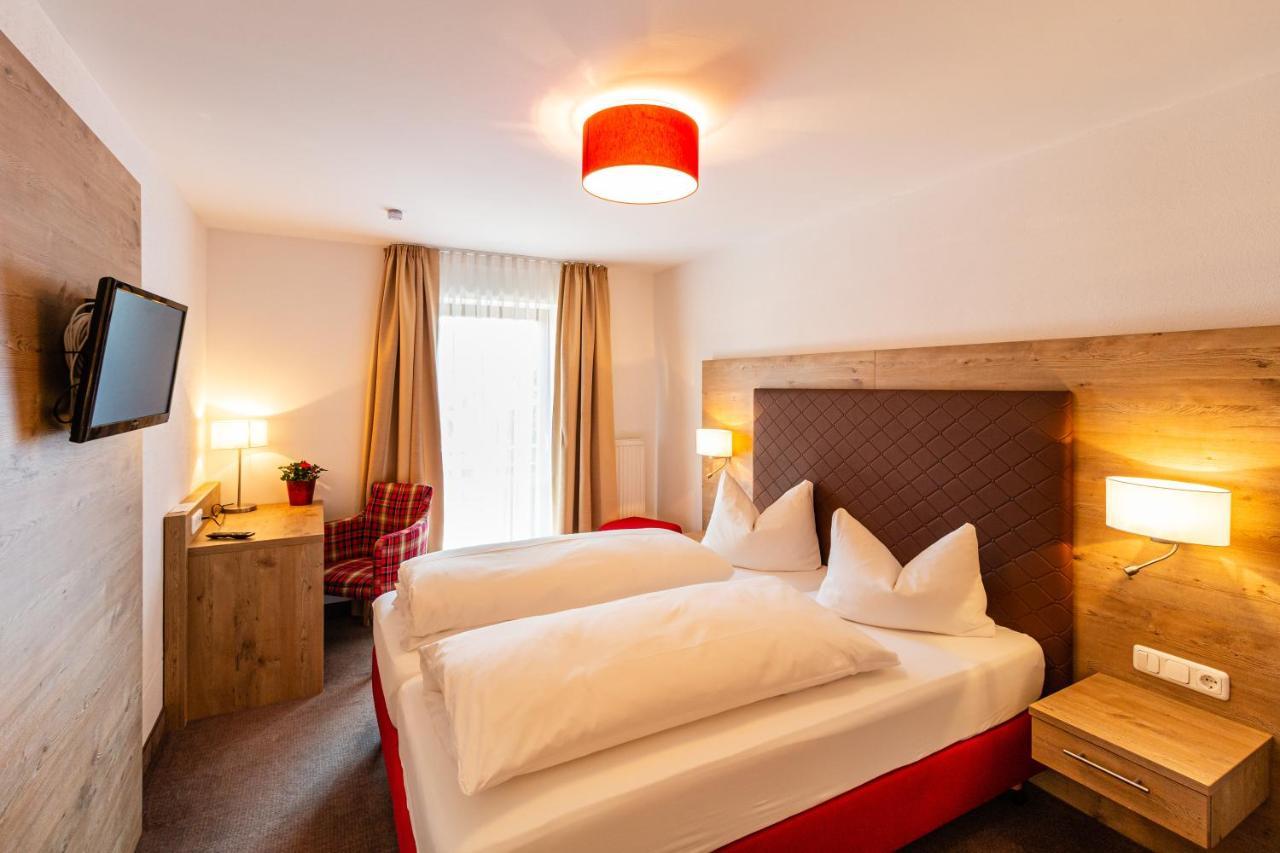 Budget Double Room,997328838:JPEG