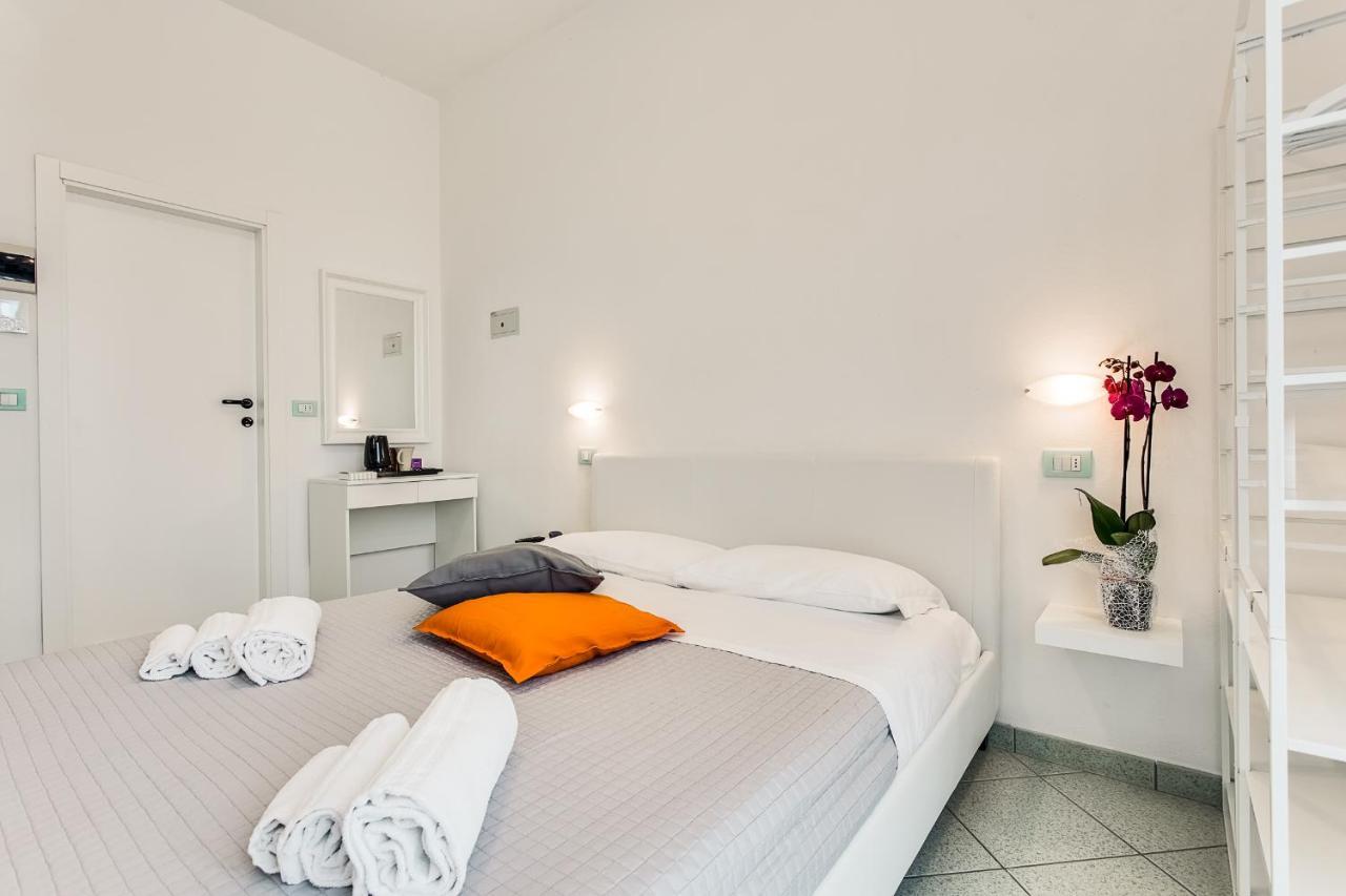 Double Room Balcony,1499907433:JPEG