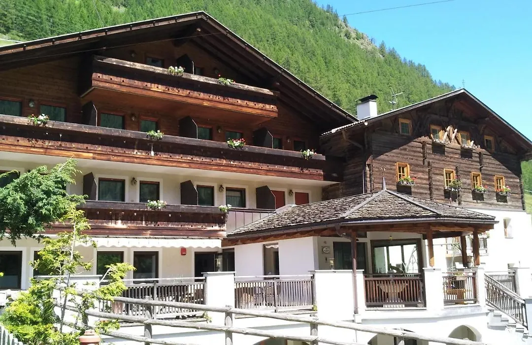 Hotel Rainhof-1