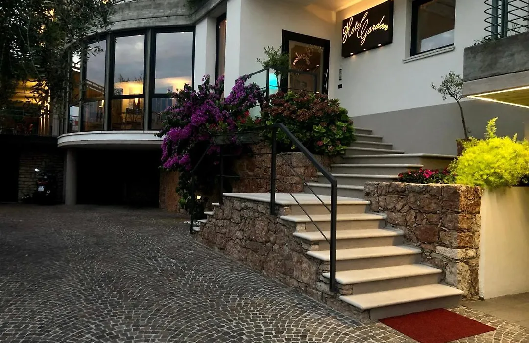 Hotel Garden-1