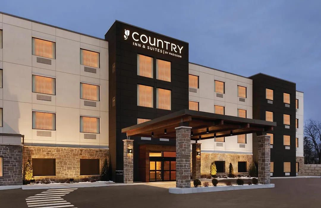 Country Inn & Suites By Radisson, Belleville, On-1