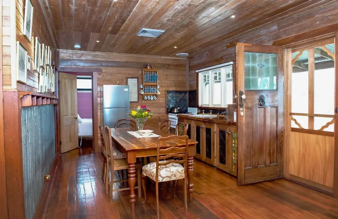 Colby Cottages, Wooragee Near Beechworth-1