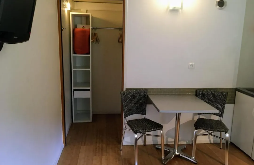 Hotel Pierre Blanche-1