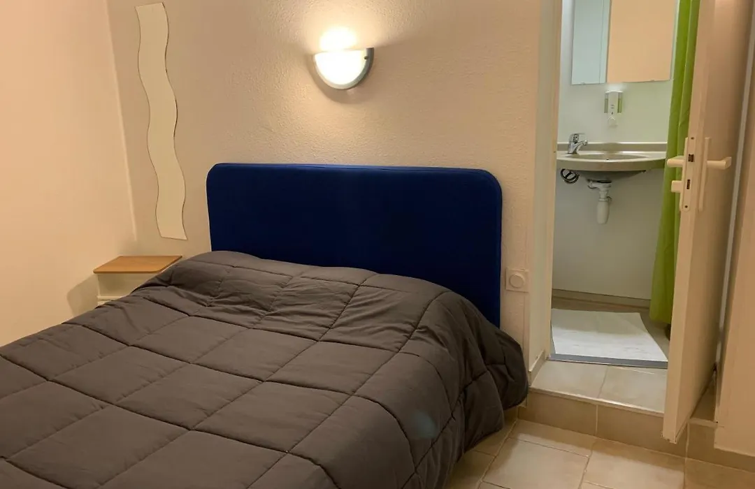 Hotel Macon la Salle-1