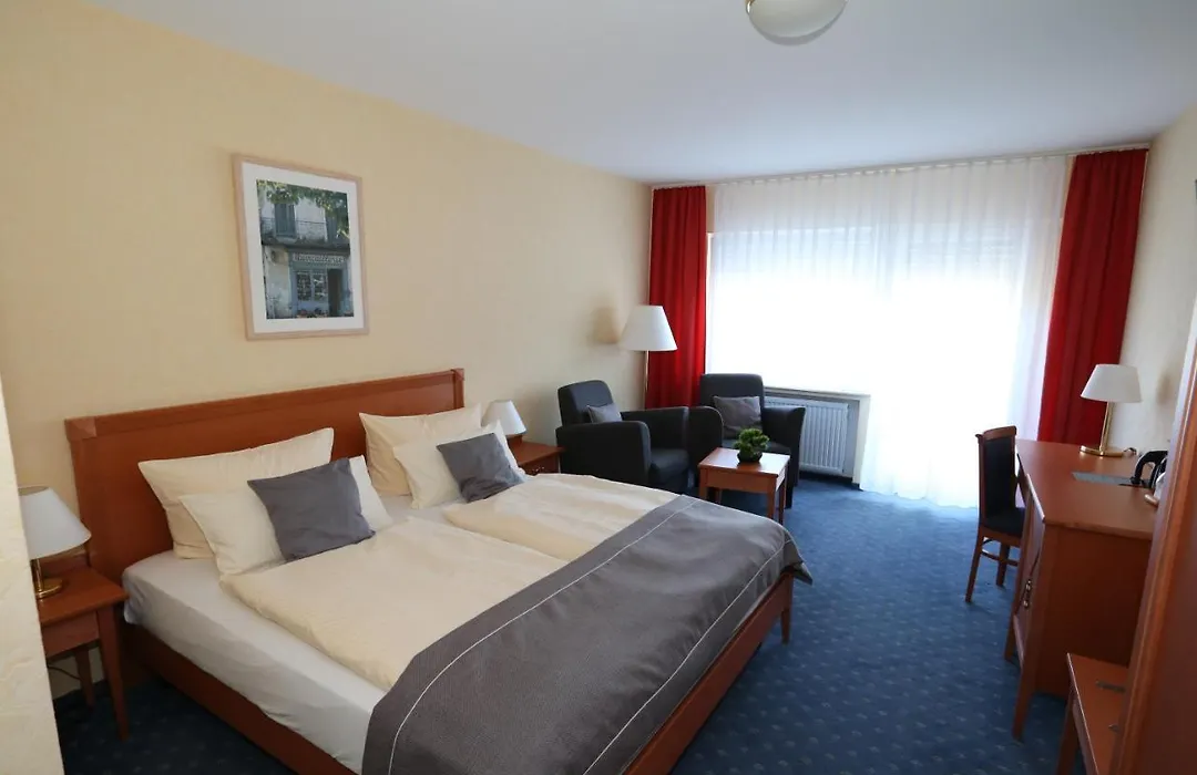 Hotel Ännchen-1