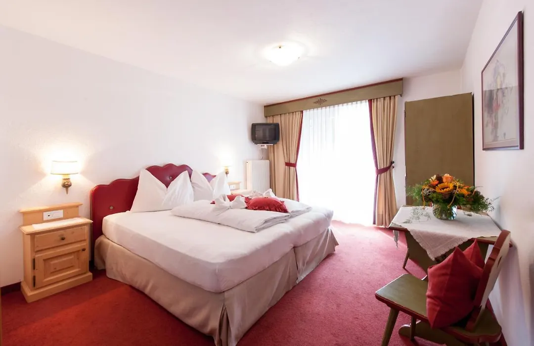 Palmengarten Hotel Gstoer-1