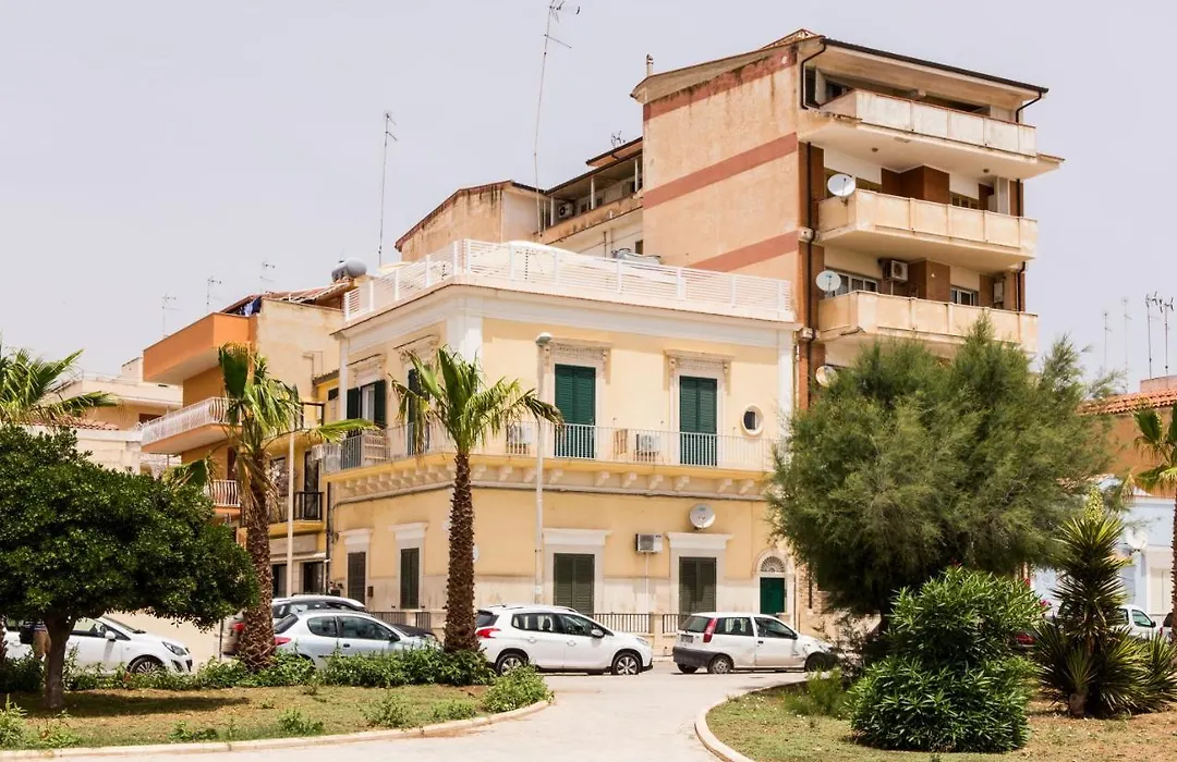 Sea Beach Pozzallo-1