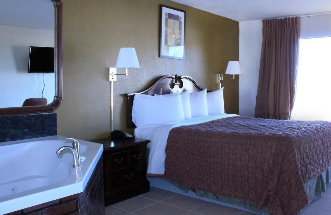 Royal Inn & Suites-1