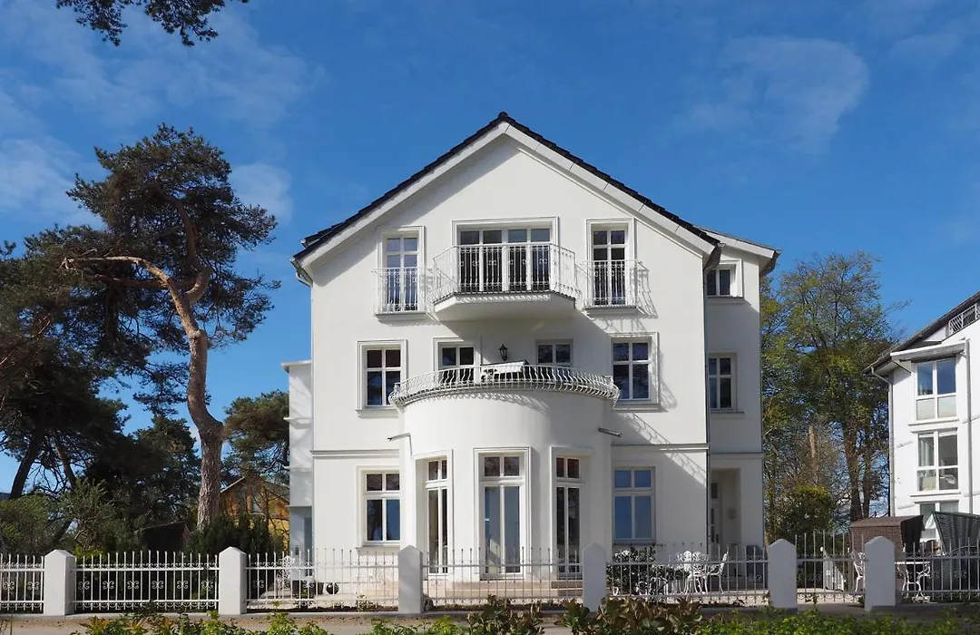 Villa Desny-1