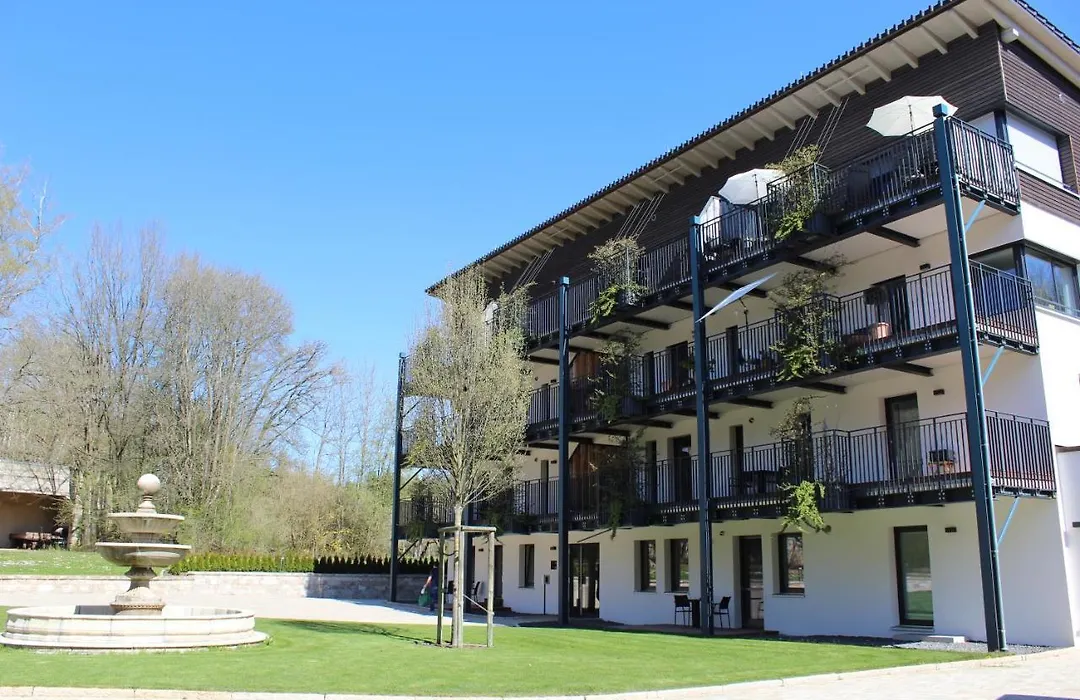 Waldhotel Rainau-1