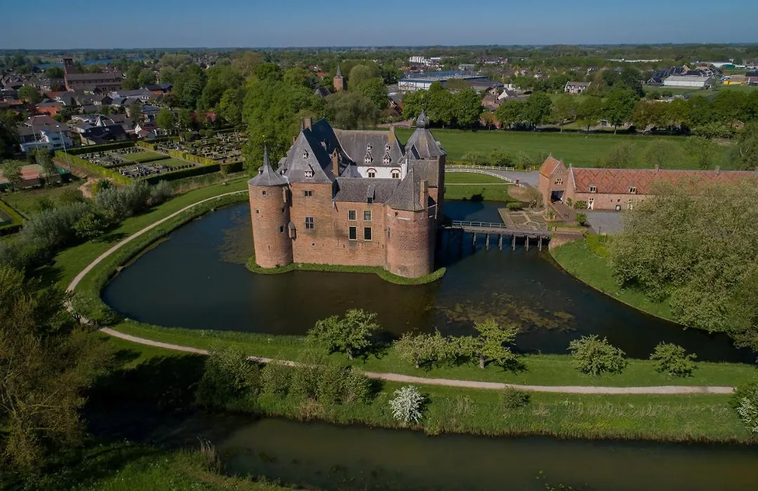 B&B Kasteel Ammersoyen-1