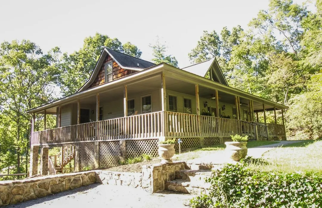 Paradise Hills, Winery Resort & Spa-1