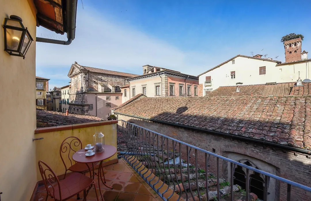 The Tuscanian Hotel-1