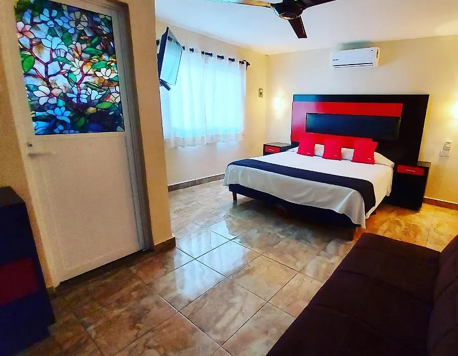 Hotel Jardín Cancún-1