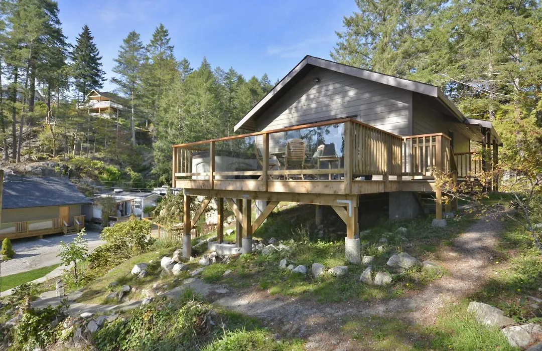 Pender Harbour Resort & Marina-1