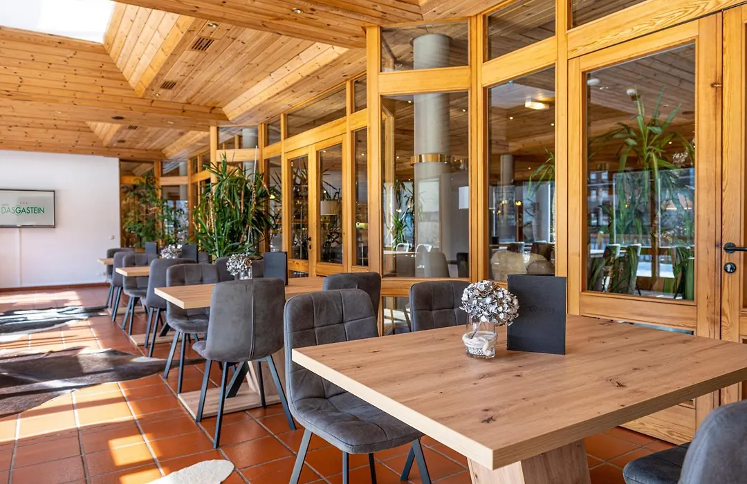 Hotel Das Gastein - ganzjährig inklusive Alpentherme - Sommersaison 2022 zusätzlich inklusive Gasteiner Bergbahnen-1
