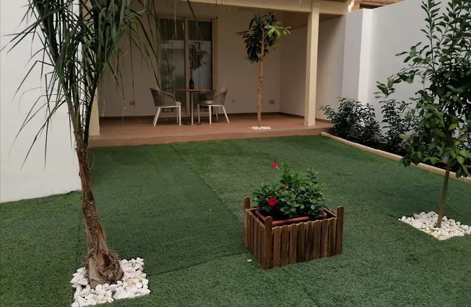 Lux Suite-1