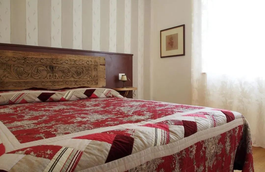 Casa Del Pittore-1