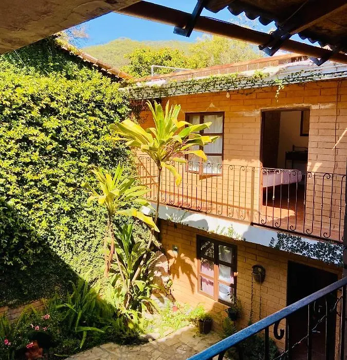 Hotel De Cervantes-1
