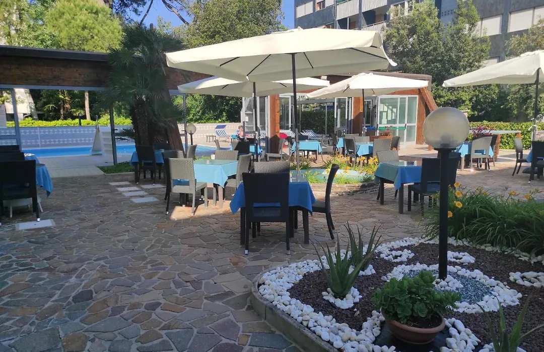 Hotel Ai Pini-1
