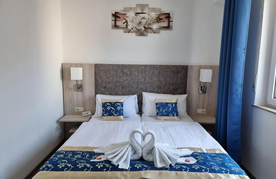 Hotel Medebach - Zum Schwanenkönig-1
