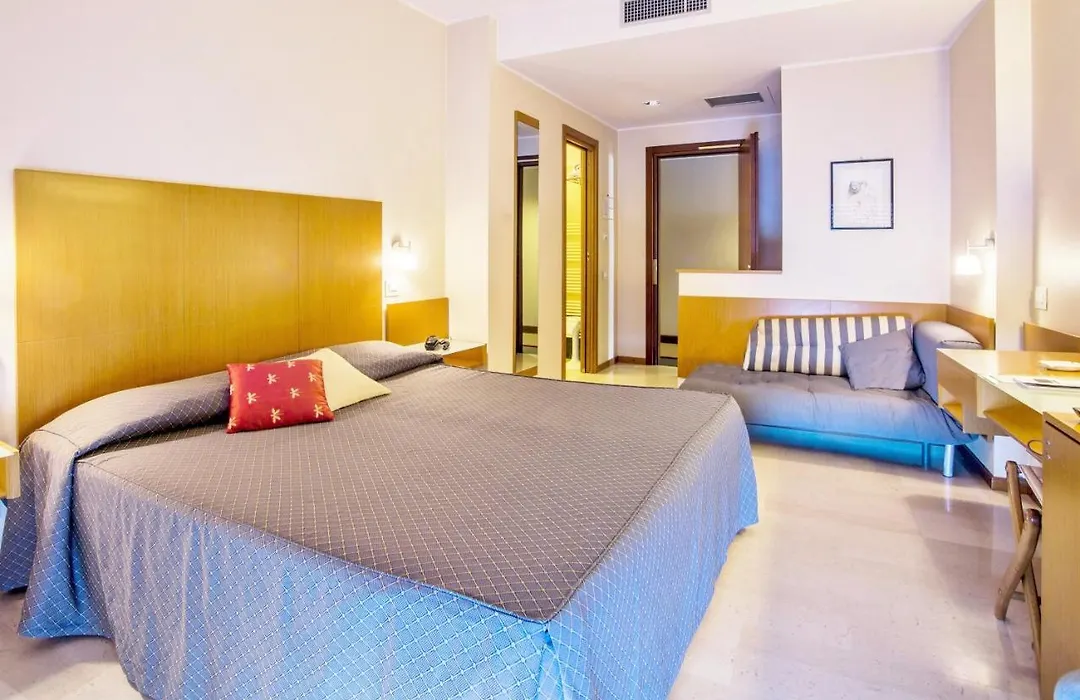 Hotel Tirreno-1