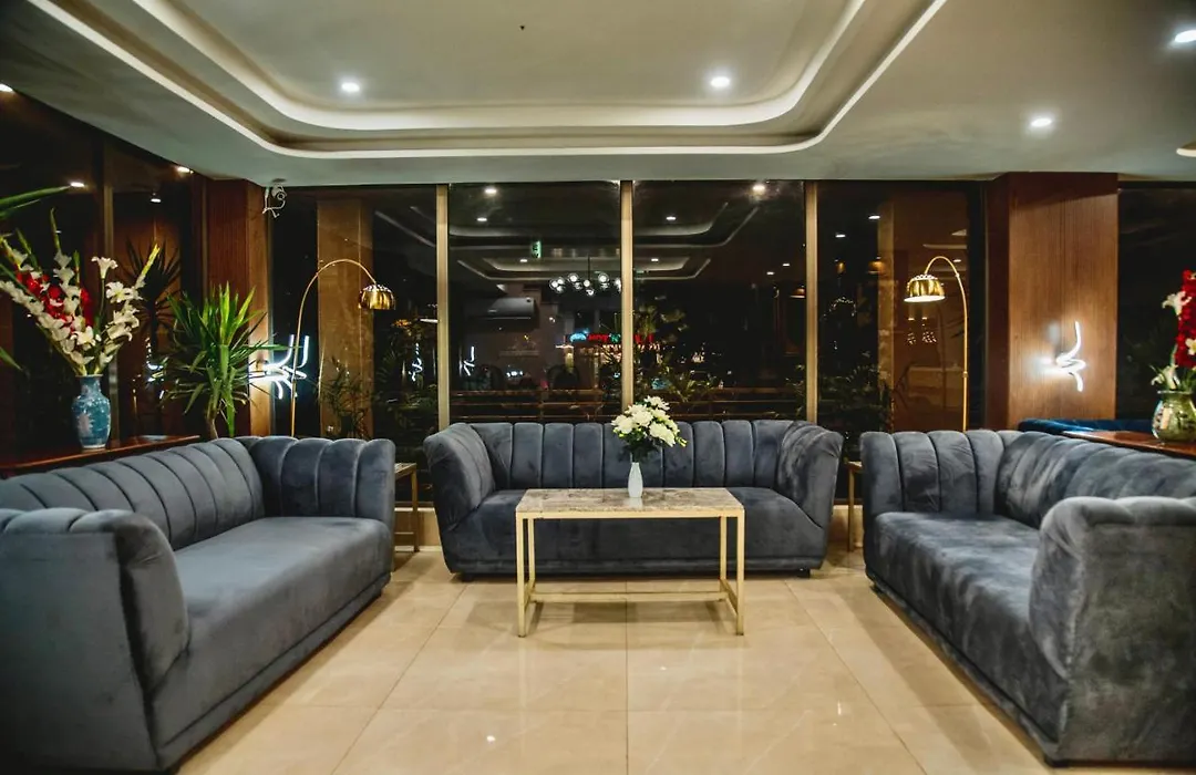 Shelton'S Ambassador-1