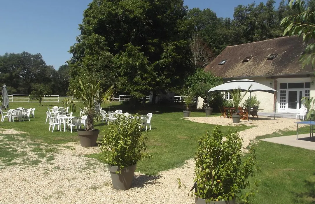Le Domaine de JAUGY-1
