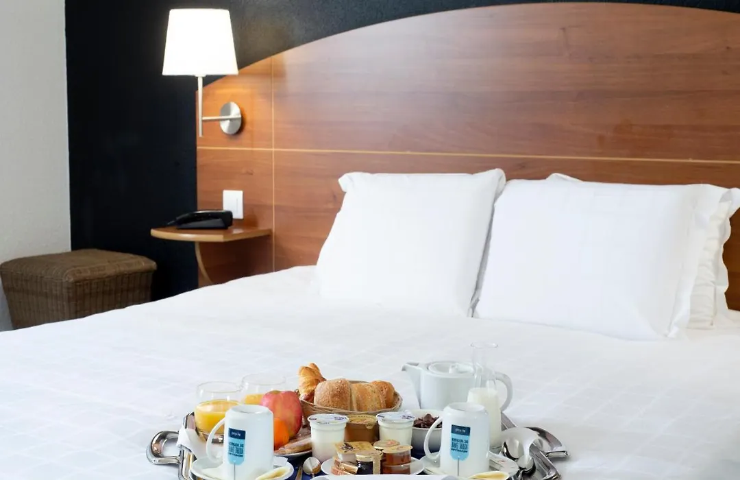 Kyriad Hotel Clermont Ferrand Centre-1
