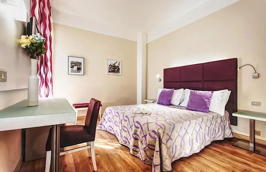 Hotel Spiaggia-1