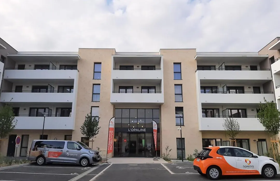 Domitys L'Opaline-1