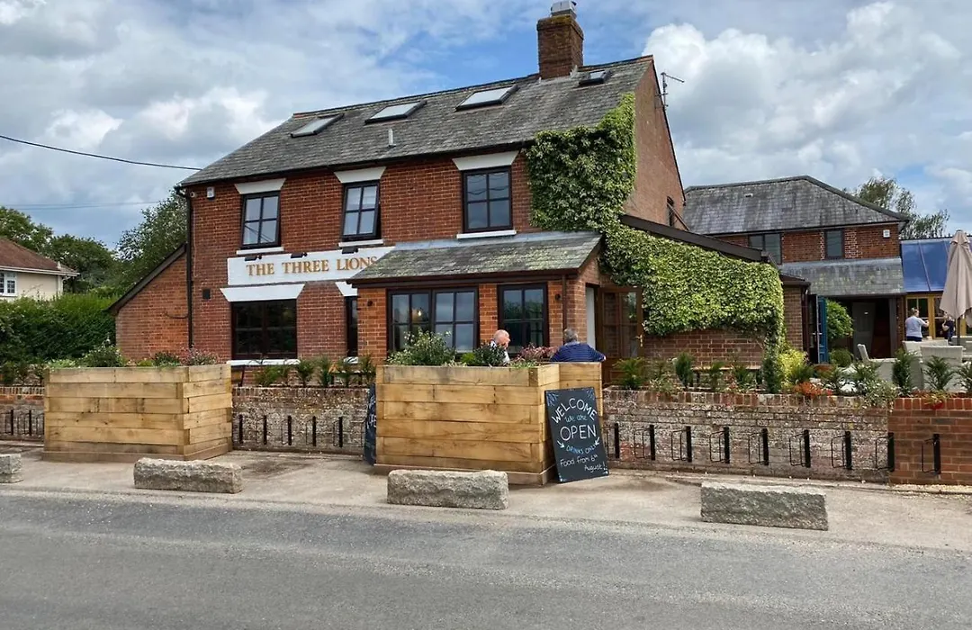 The Three Lions-1