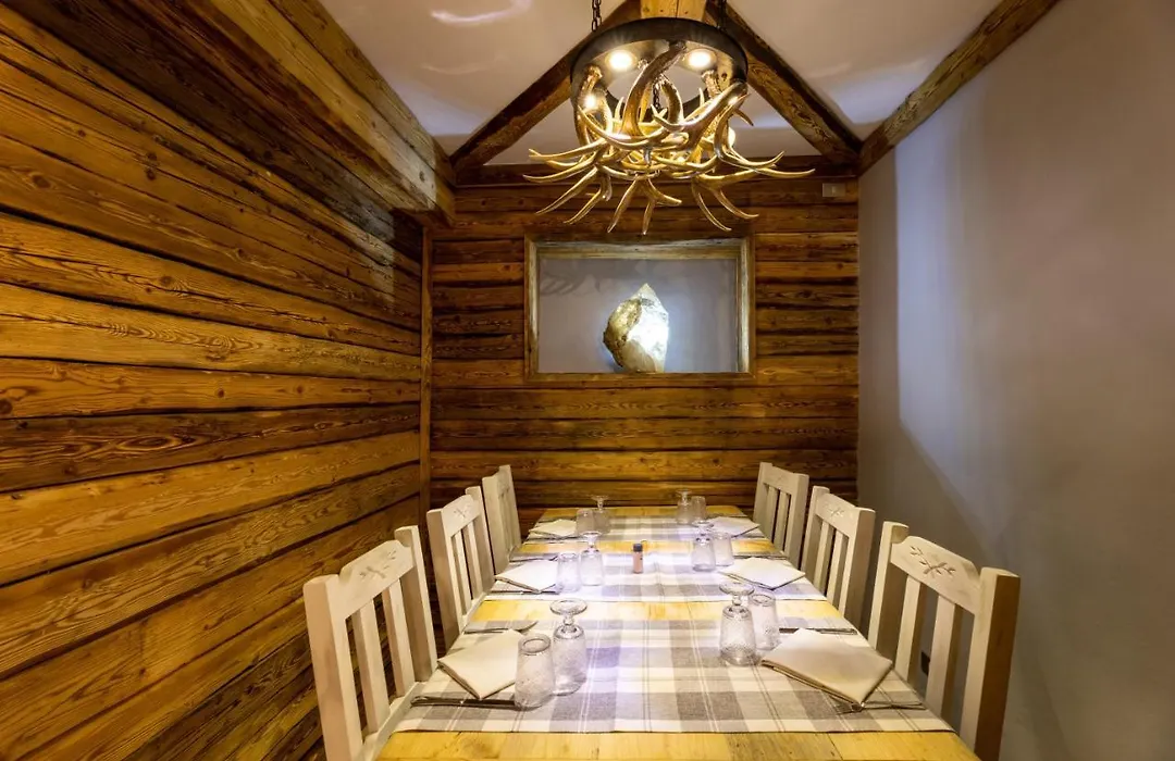 Hotel Cristallo-1