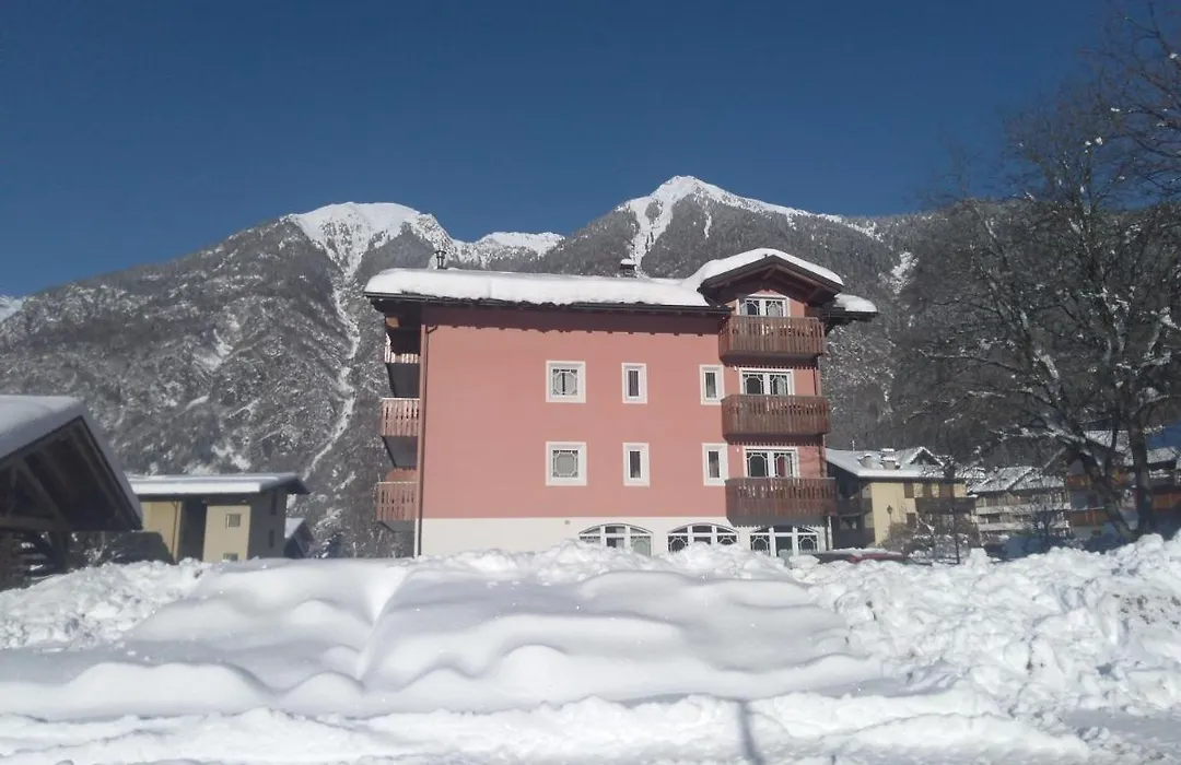 Hotel Garni Al Nardis-1