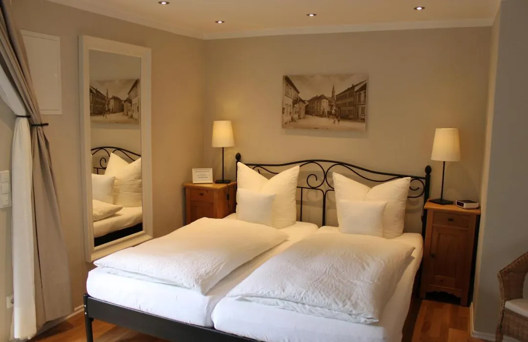 Hotel Pfälzer Hof-1