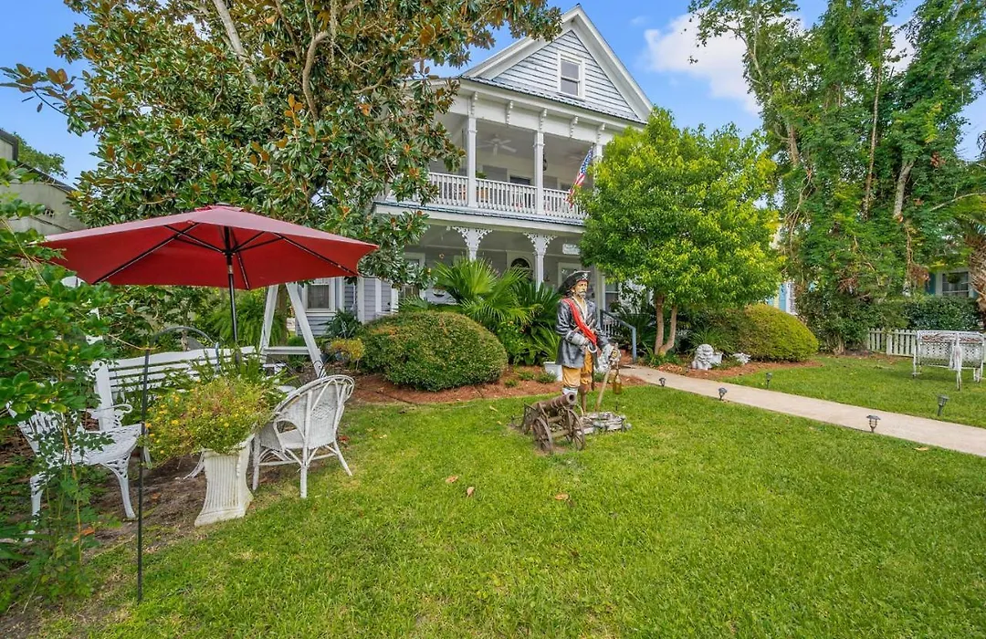 Goodbread House Bed & Breakfast Inn-1