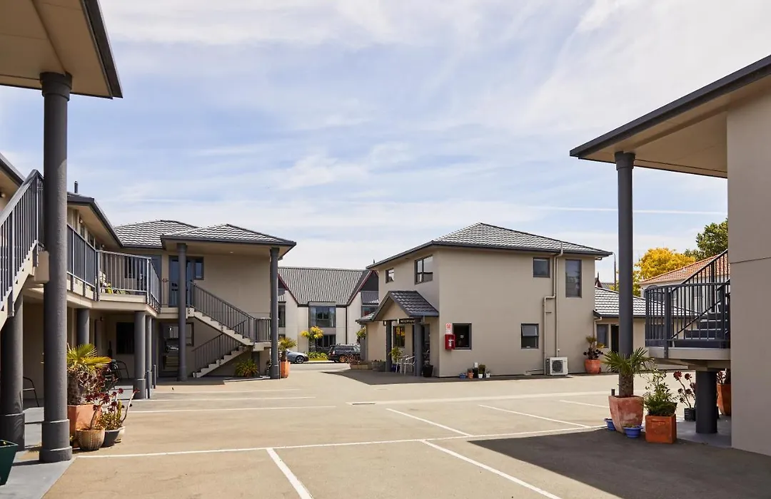 Blenheim Palms Motel-1