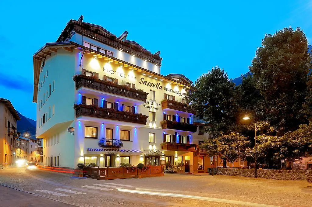 Hotel Sassella-1