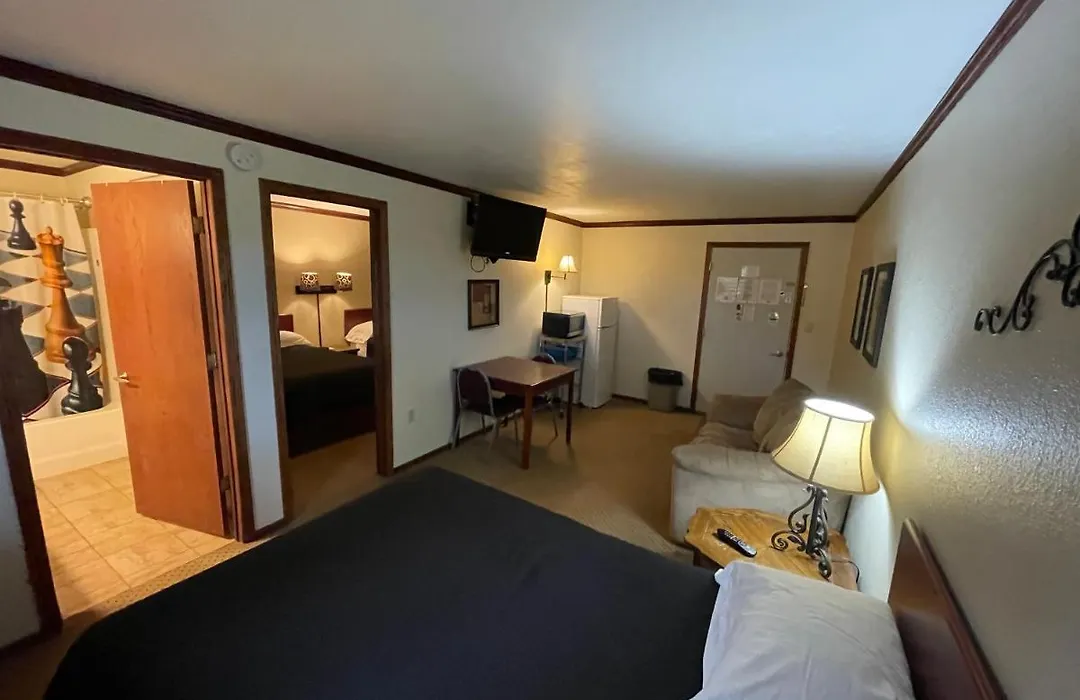Highland Court Motel-1